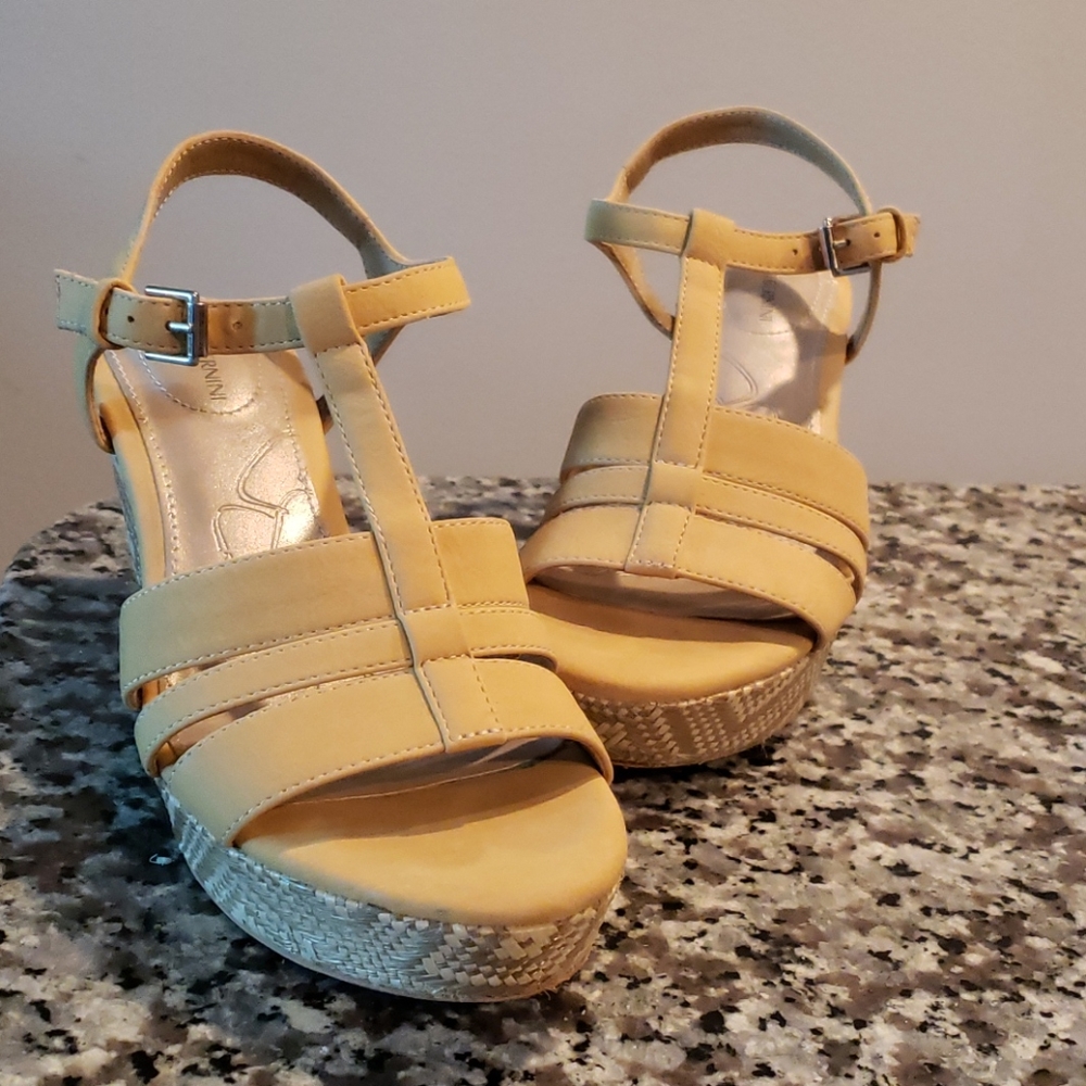 Giani Bernini Wedge Sandals